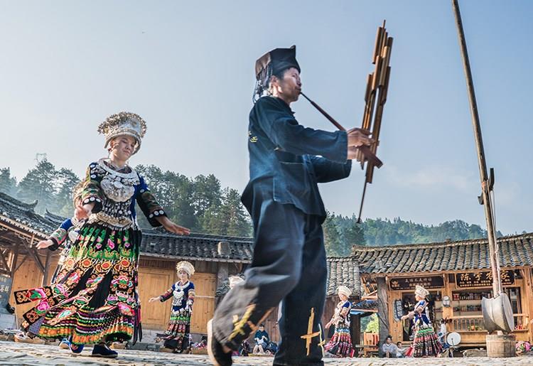 張家界風(fēng)景正好，而您剛好有空